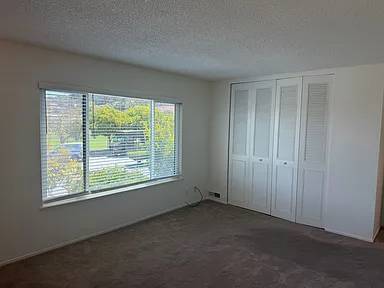 Townhouses on Richmond Dr · Millbrae photo 4