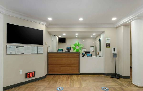 1BR/1BA Apartment on Farwell Place · Fremont photo 3