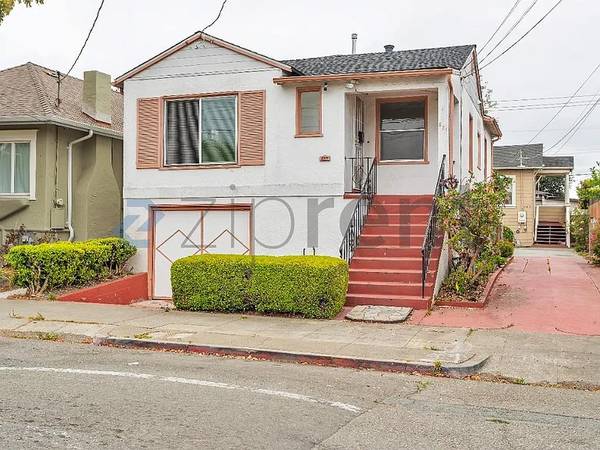 Houses on Saturn St · San Francisco photo 2