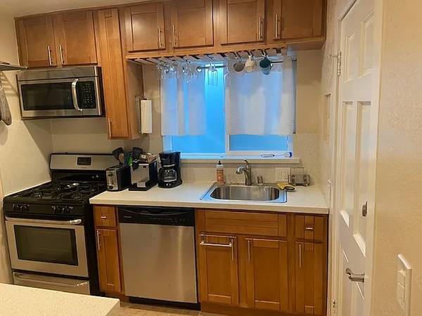 0BR/1BA In Law Adu on Dexter St · Santa Rosa photo 3