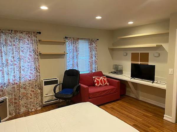 0BR/1BA In Law Adu on Dexter St · Santa Rosa photo 2