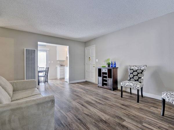 Apartments on Contra Costa Ave · Richmond photo 3