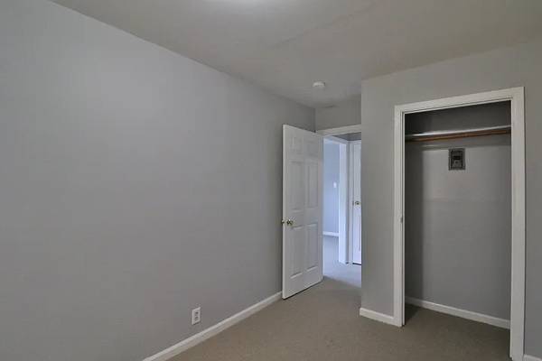 1BR/1BA Apartment on E San Bruno Ave · San Bruno photo 5