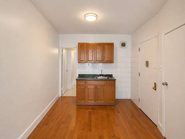 1BR/1BA Apartment · Brooklyn photo 3