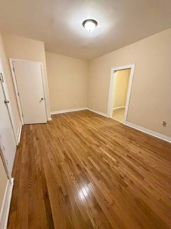 1BR/1BA Apartment · Astoria photo 2