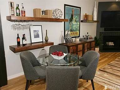 2BR/2BA Townhouse on Laussat St · San Francisco photo 4