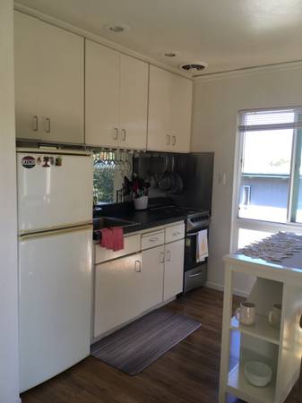 0BR/1BA Apartment · San Mateo photo 4