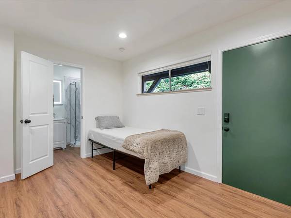 1BR/1BA Apartment · San Francisco photo 4