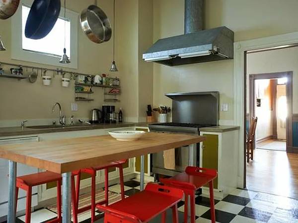 2BR/1BA Apartment · San Francisco photo 5
