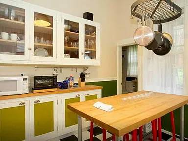 2BR/1BA Apartment · San Francisco photo 4