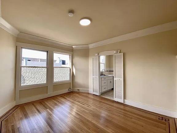 Apartments on Sacramento St · San Francisco