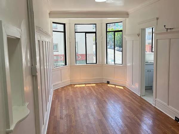 120 Webster Street (737r) photo 3