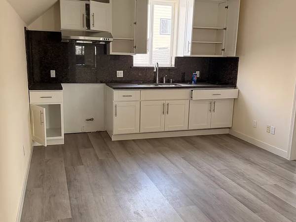 2BR/1BA Apartment · San Francisco photo 4