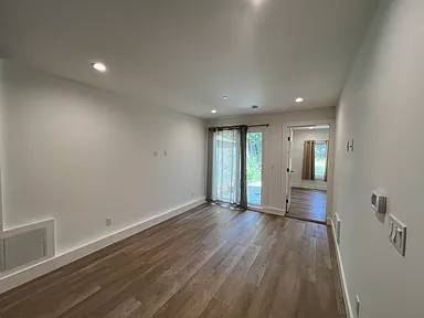 1BR/1BA Apartment · Berkeley photo 2