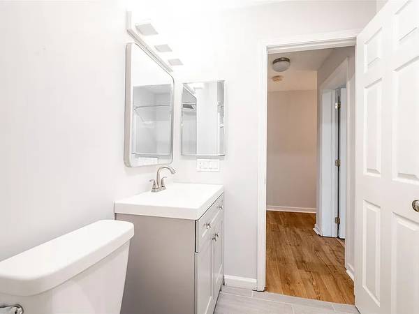 1BR/1BA Apartment on Cesar Chavez St · San Francisco photo 3