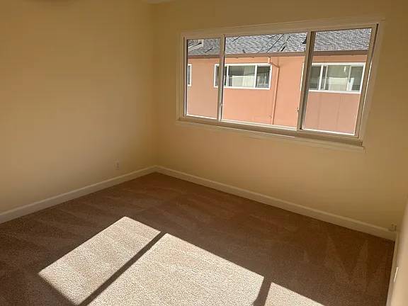 Colony Apartments photo 2