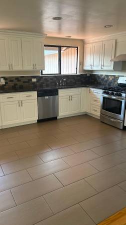 3BR/2BA Single Family House · Sausalito photo 2
