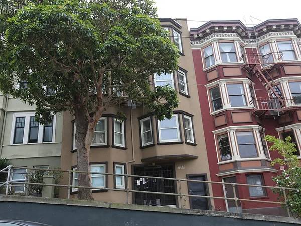 Charming 1Bedroom 1Bathroom Living In A Desirable Neighborhood photo 2