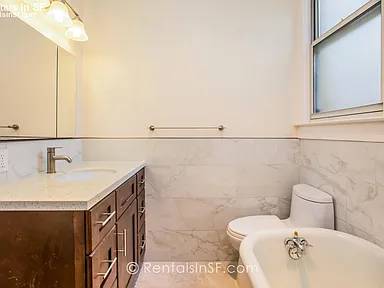 Charming 1Bedroom 1Bathroom Living In A Desirable Neighborhood photo 5