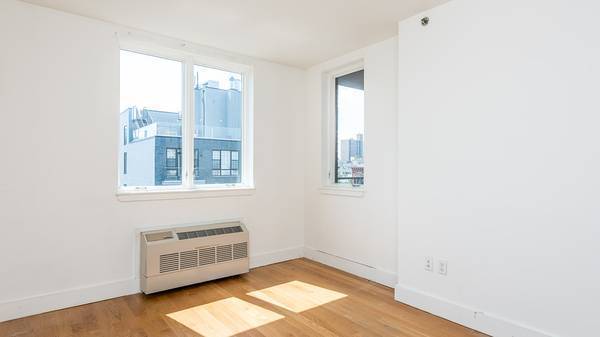 1BR/1BA Apartment · San Francisco photo 4