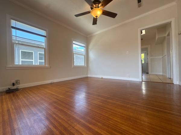 Houses on Trask St · Oakland photo 4