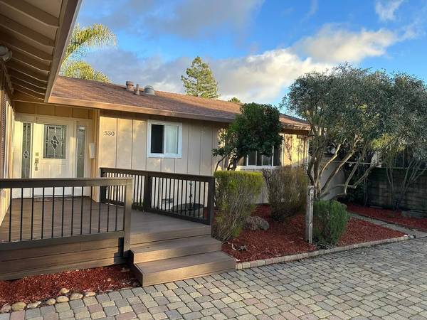 3BR/2BA Single Family House on Emerald Park Ct · Santa Rosa photo 3