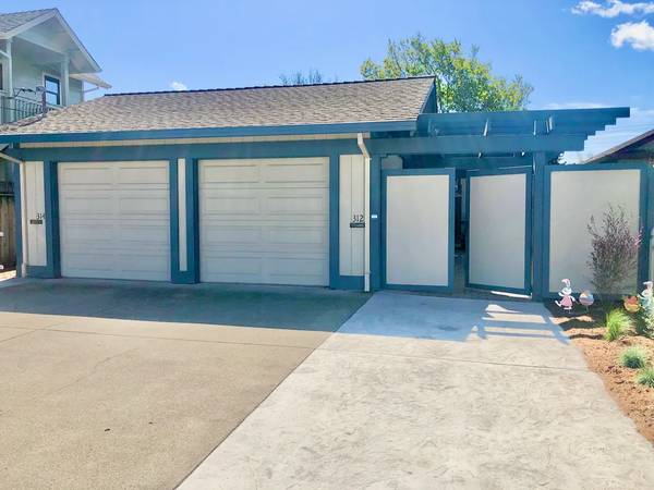 Houses on Hewett Street · Santa Rosa photo 2