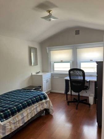 Apartment · Berkeley photo 3