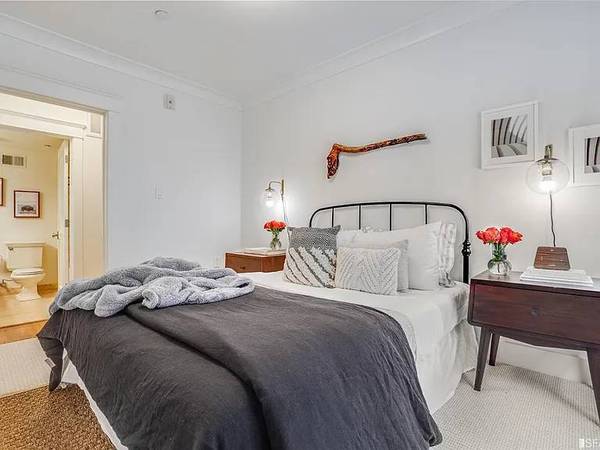 1BR/1BA Apartment · San Francisco photo 3