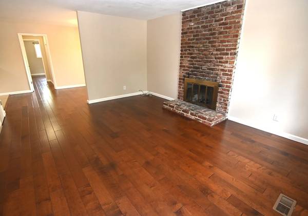 2BR/1BA Duplex on Cassiar Dr · San Jose photo 2