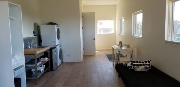 0BR/1BA Apartment · Canyon photo 4