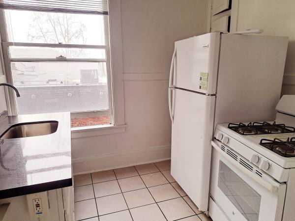 0BR/1BA Apartment on Addison Street · Berkeley photo 4