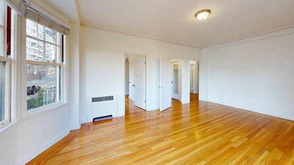 Apartments on Franklin · San Francisco photo 2