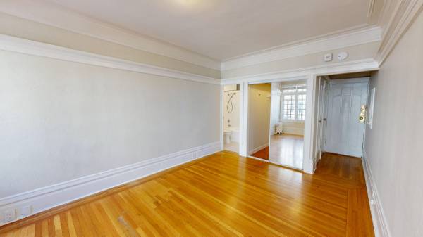 1029 Geary photo 4