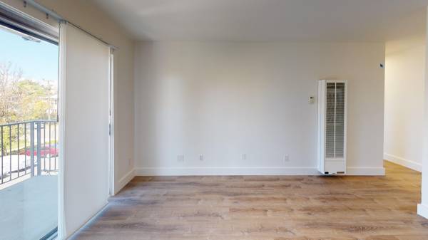 3BR/1BA Apartment on Parker Street · Berkeley photo 2