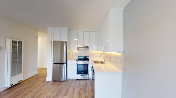 3BR/1BA Apartment on Parker Street · Berkeley photo 3