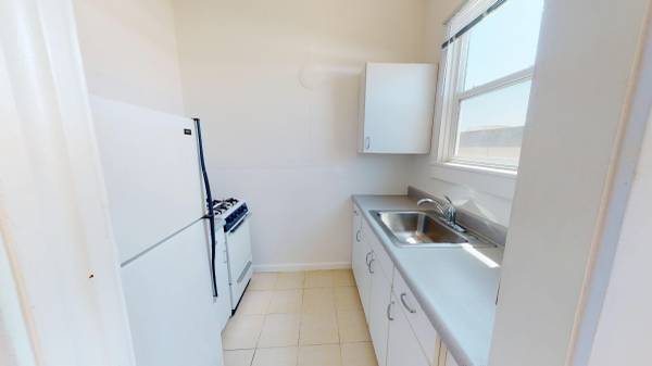 1BR/1BA Apartment on Channing Way · Berkeley photo 3