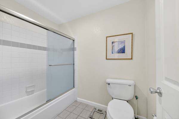 Gorgeous 3 Bed / 2.5 Bath San Jose Condo photo 5