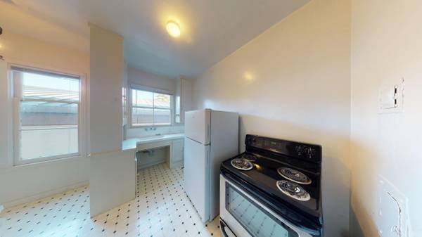 Apartments on Haste Street · Berkeley photo 5