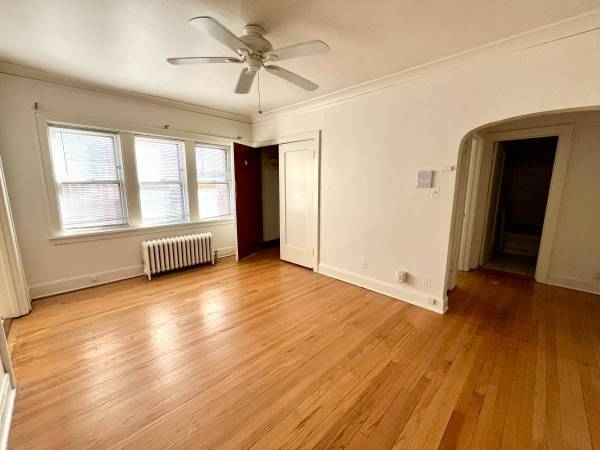 1BR/1BA Apartment · Menlo Park photo 4