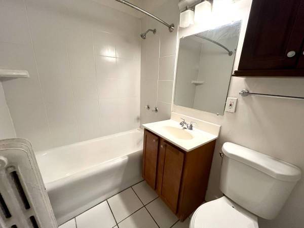 1BR/1BA Apartment · Menlo Park photo 2