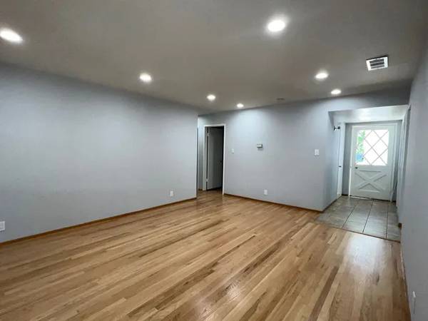 5683 Keymar Dr San Jose, CA 95123 photo 2