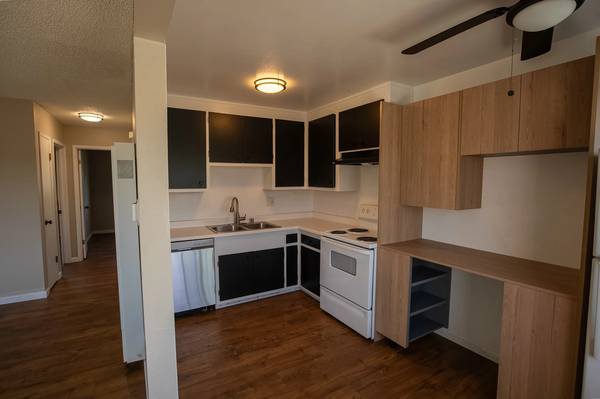 Apartments on Peach St. · Pinole photo 3