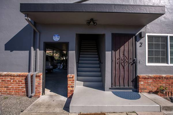 Apartments on Peach St. · Pinole photo 5