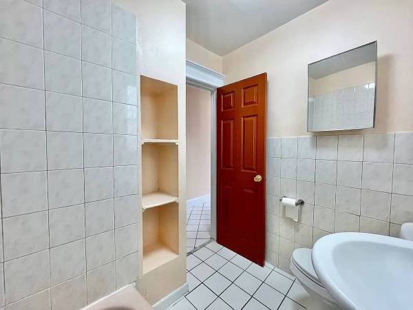 1BR/1BA Apartment · San Francisco photo 3