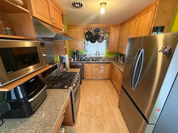 1BR/1BA Apartment · Berkeley photo 2