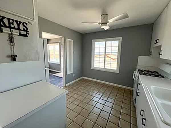 1BR/1BA Apartment · Emeryville photo 3