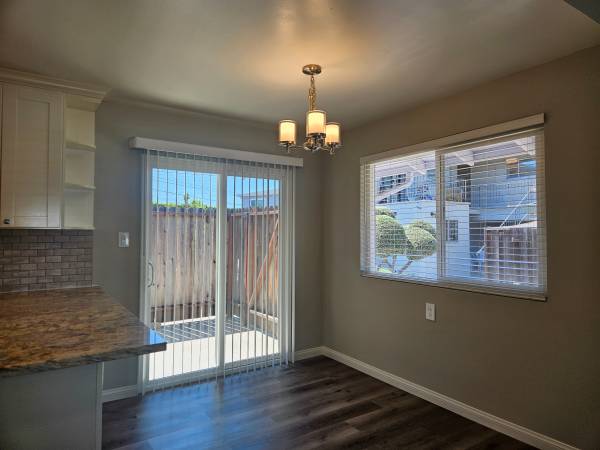 3BR/2BA Apartment · Campbell photo 3