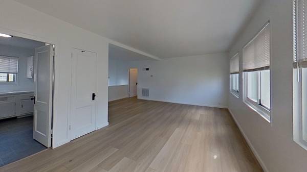 1BR/1BA Townhouse on Cambon · San Francisco photo 4