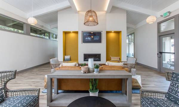 Stunning 2 Bed/2 Bath Condo Located In Foster City photo 2